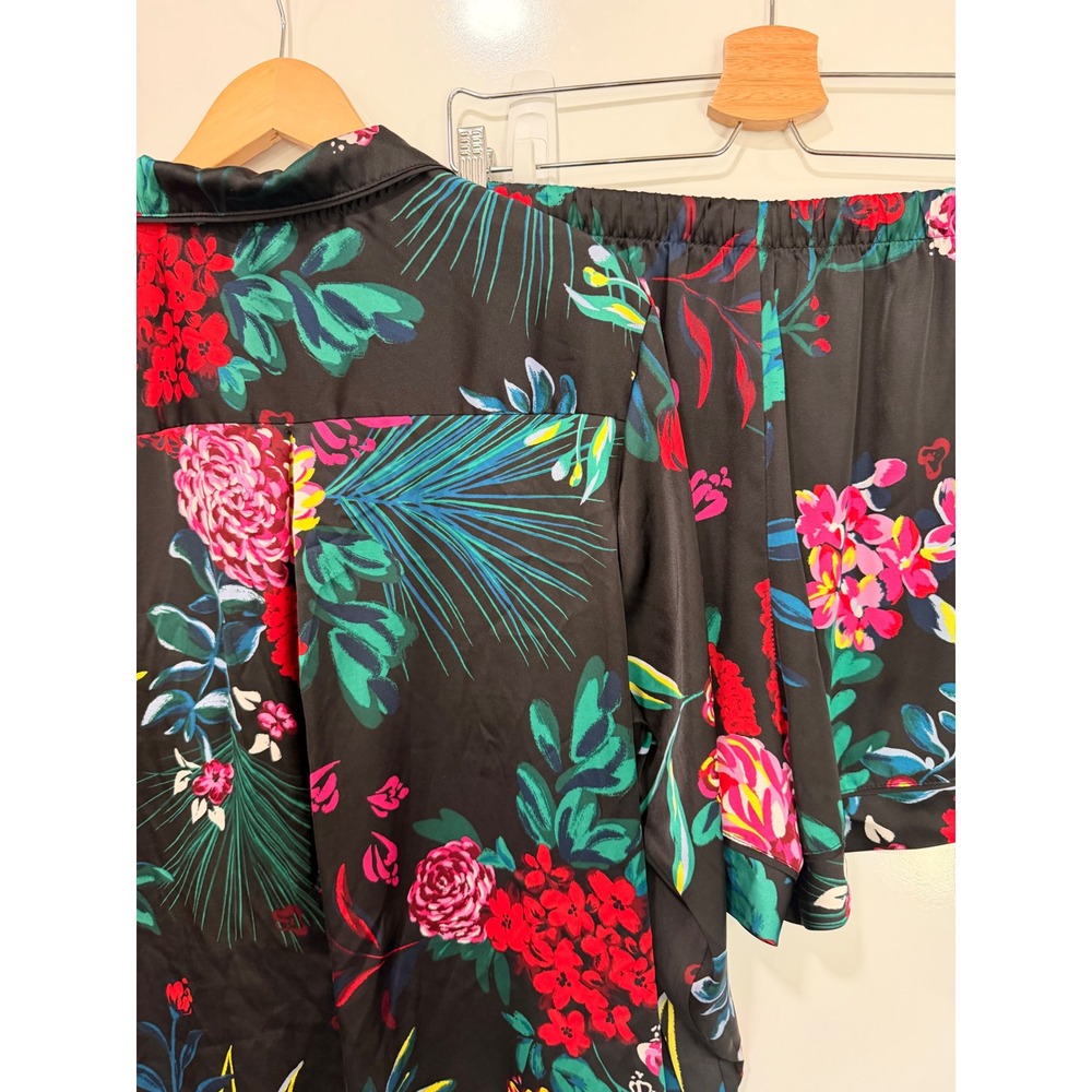 Stars Above Women Black Floral Satin Pajama Set Long Sleeve Top Shorts Large - Picture 6 of 11